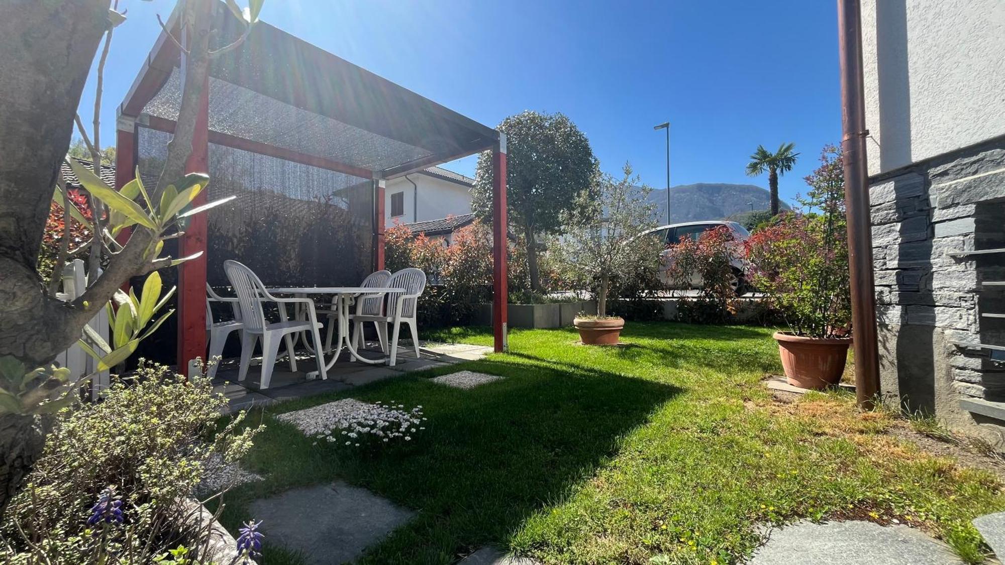 Appartement Casa Azalea Losone